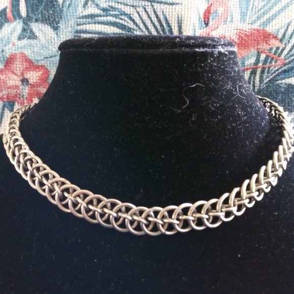 "Twist on a Half Persian" Unisex ChainMail Necklace - Picture 9 of 11